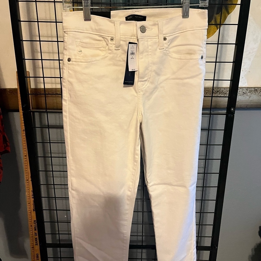 Banana Republic Cream Straight Leg Jeans